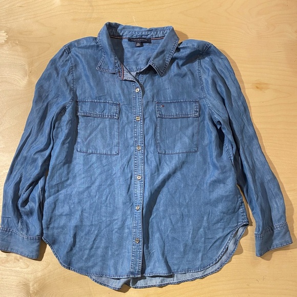 Tommy Hilfiger Blue Button-Up Denim Shirt XL (MT) - Picture 5 of 9